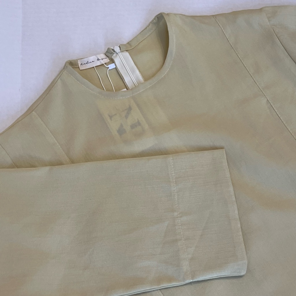 Women’s Muslim Modest Set Of 2 Pieces With Belt. Light Mustard. With A Cutout.